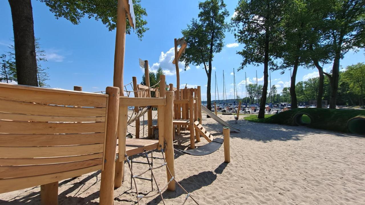 Apartament14 Niegocin Giżycko Exteriör bild